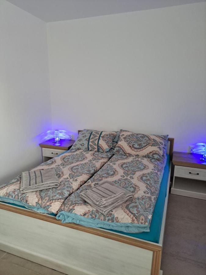 Stensi Atlantis Studia Ravda Extérieur photo